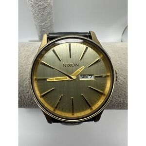 Nixon The‎ Sentry Never Be Late New Battery Mens Watch 42MM 8" Leather Band P71